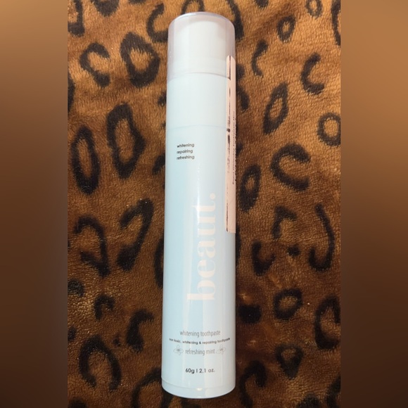 Beaut Mint Whitening Toothpaste - Picture 5 of 6